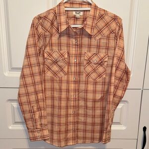 Wrangler Retro Women’s Plaid Button Down Shirt